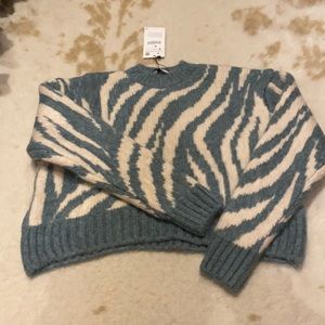 Zara sweater NWT!!